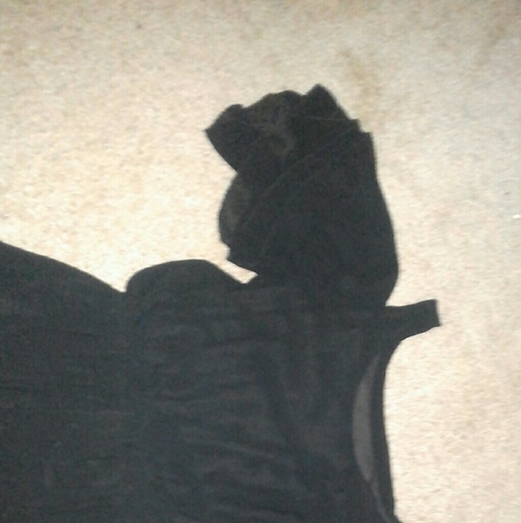 Dress - Picture 3 of 7